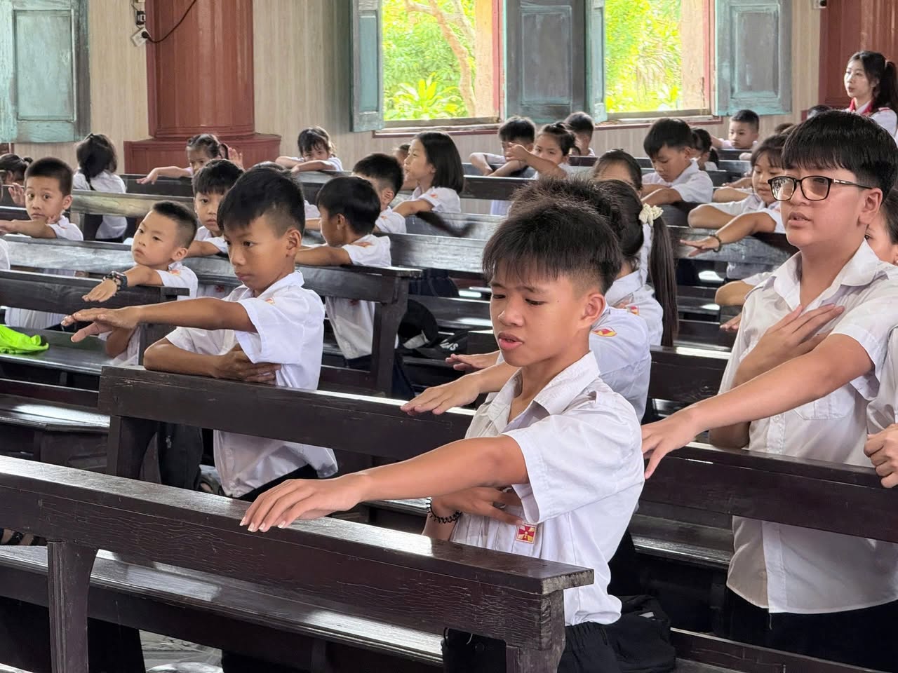 Giáo Xứ Thiết Tranh: Khai giảng năm học mới 2026-2027 và nghi thức gia nhập,nâng ngành Thiếu Nhi Thánh Thể.